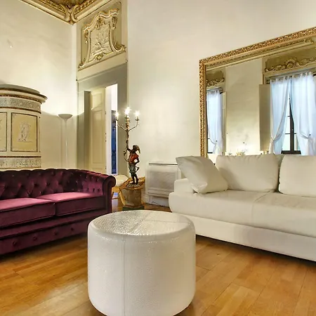 Alojamento de Acomodação e Pequeno-almoço Palazzo Tolomei - Residenza D'epoca 4*