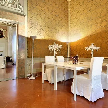 Palazzo Tolomei - Residenza D'epoca 3* Firenze