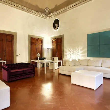 Bed & Breakfast Palazzo Tolomei - Residenza D'epoca 3*