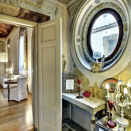 Palazzo Tolomei - Residenza D'epoca Bed & Breakfast Firenze