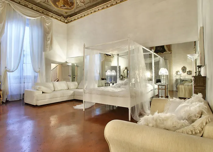 Palazzo Tolomei - Residenza D'epoca Oda ve Kahvaltı 4*