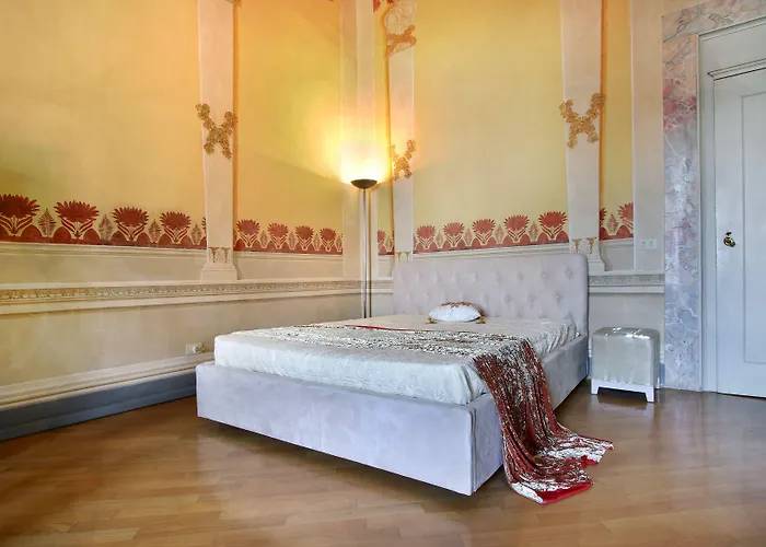 Palazzo Tolomei - Residenza D'epoca Floransa