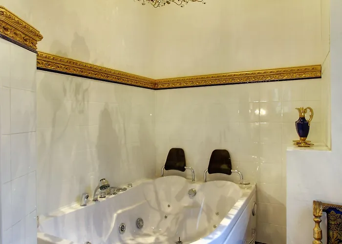 Oda ve Kahvaltı Palazzo Tolomei - Residenza D'epoca
