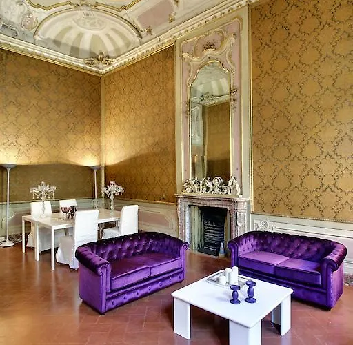 Palazzo Tolomei - Residenza D'epoca 4*