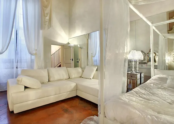 Palazzo Tolomei - Residenza D'epoca 4* Floransa